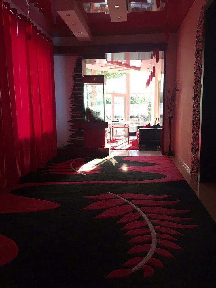 Dream Hotel تشيسيناو المظهر الخارجي الصورة