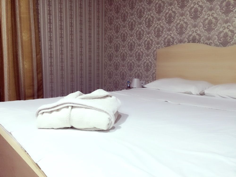 Dream Hotel تشيسيناو المظهر الخارجي الصورة